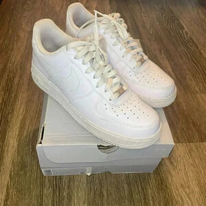 Womens Nike Air Force 1 '07 DD8959-100 - 11.5